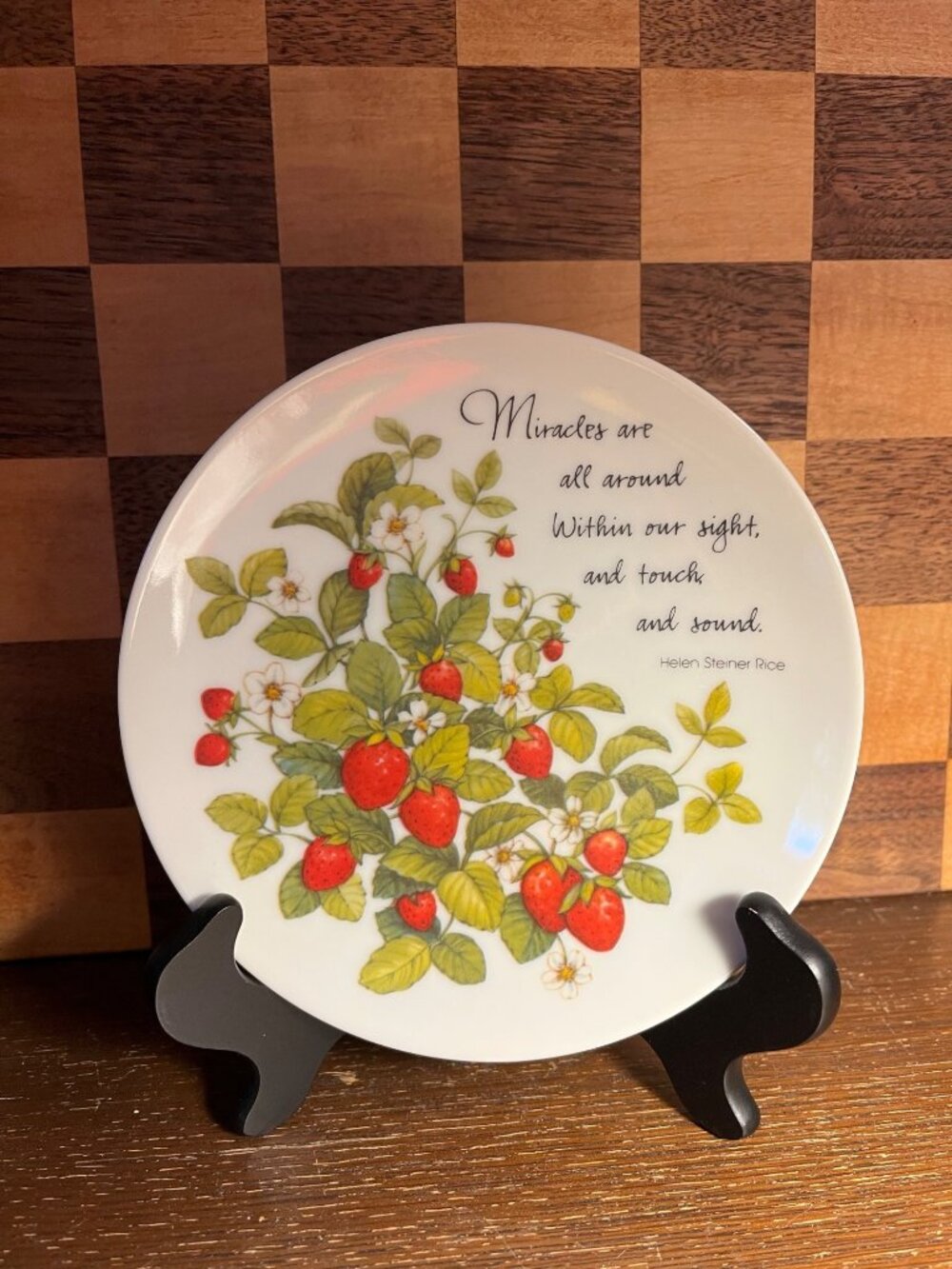 Strawberry Plate with Saying Helen Steiner Rice and Hanger A967